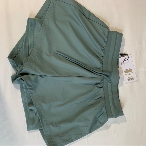 Gymshark lustre 2in 1 turquoise running short - Picture 7 of 8